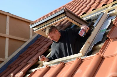Pose de fenêtres de toit Velux à Lafat